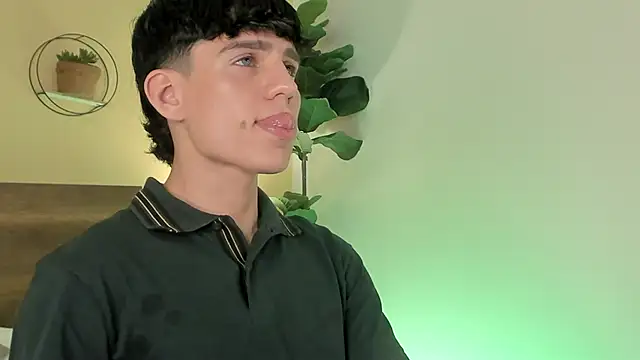 Snapshot of Angel_eros_ chatting on February 2026 06:26:01 AM Angel eros online show from February 2026 06:26:01 AM