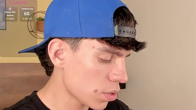 Snapshot of Angel_eros_ chatting on February 2026 04:46:02 AM Angel eros online show from February 2026 04:46:02 AM