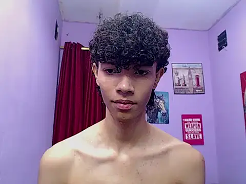 bigcock twinks online show from April 2026 07:11:02 PM