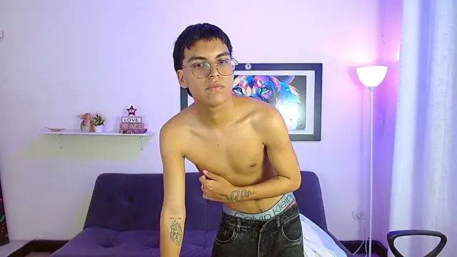 Maecum18 online show from March 2026 09:09:02 PM