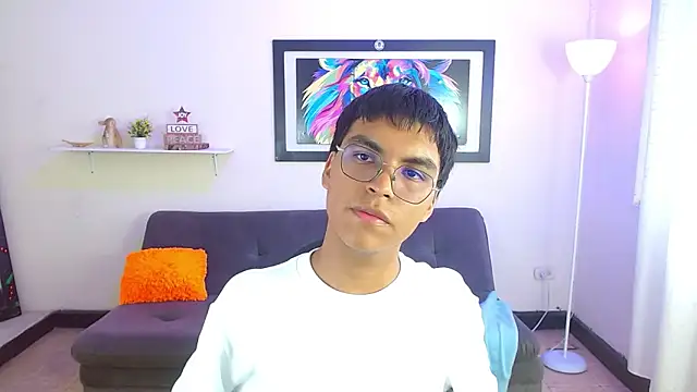 Maecum18 online show from March 2026 09:36:01 PM