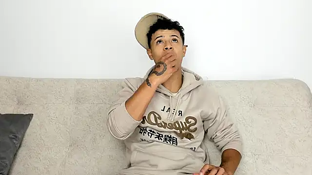  Alex Colton online show from February 2026 11:24:02 PM