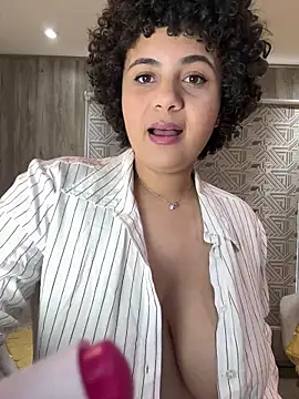 BabyChanntal online show from April 2026 08:39:01 PM