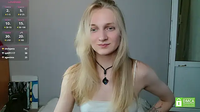 Snapshot of Alex-wer chatting on June 2026 08:30:02 PM Alex-wer online show from June 2026 08:30:02 PM