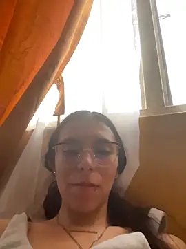 Snapshot of MayteLove chatting on February 2026 10:04:02 PM MayteLove online show from February 2026 10:04:02 PM