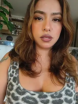 foxxy lover online show from July 2026 07:42:01 PM