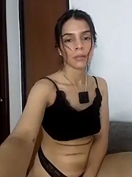 Snapshot of EvaMiranda chatting on July 2026 03:11:02 AM EvaMiranda online show from July 2026 03:11:02 AM