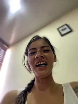 Snapshot of Esperanza_GS chatting on February 2026 01:33:02 PM Esperanza GS online show from February 2026 01:33:02 PM