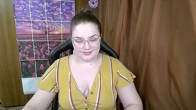 Snapshot of Teasing_Dora chatting on May 2026 07:52:02 PM Teasing Dora online show from May 2026 07:52:02 PM