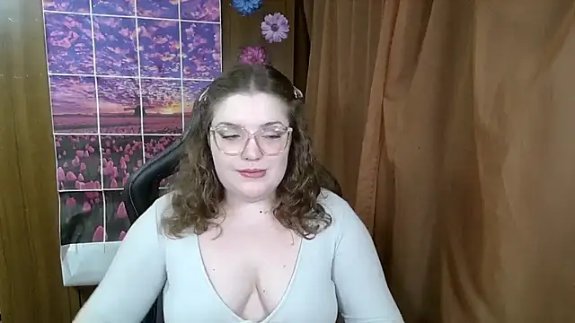 Snapshot of Teasing_Dora chatting on May 2026 08:17:01 PM Teasing Dora online show from May 2026 08:17:01 PM