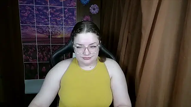 Snapshot of Teasing_Dora chatting on June 2026 12:35:02 AM Teasing Dora online show from June 2026 12:35:02 AM