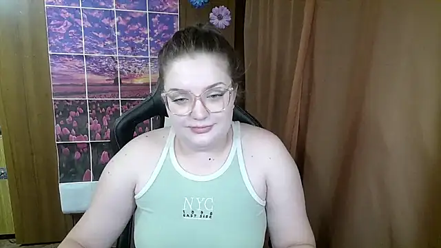 Snapshot of Teasing_Dora chatting on July 2026 12:31:02 AM Teasing Dora online show from July 2026 12:31:02 AM