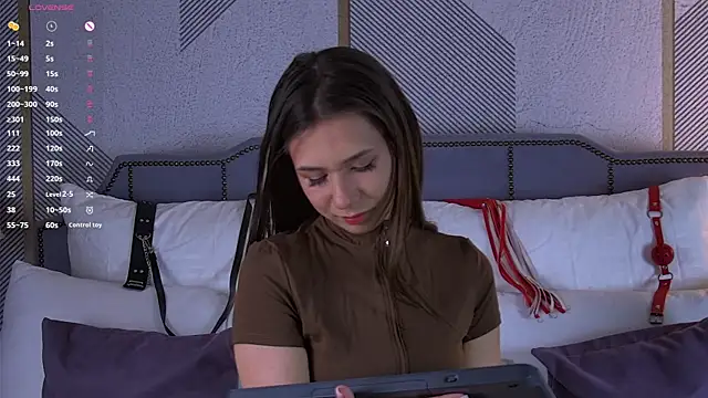 Treasure  Girl online show from April 2026 09:07:02 PM