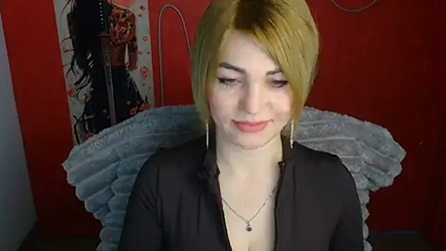 CuttieEmma online show from March 2026 06:40:02 AM