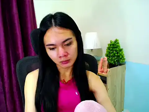 Snapshot of devine_goddess chatting on February 2026 01:11:01 PM devine goddess online show from February 2026 01:11:01 PM