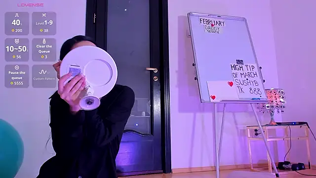 Snapshot of Peanaughty chatting on March 2026 01:29:02 PM Peanaughty online show from March 2026 01:29:02 PM