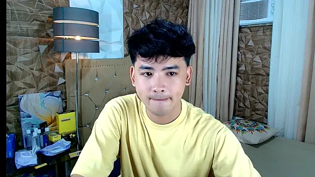 Snapshot of spoiledmycock chatting on February 2026 03:52:02 PM spoiledmycock online show from February 2026 03:52:02 PM