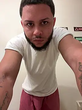Snapshot of Tu_PaPi_Favorito chatting on June 2026 07:55:01 AM Tu PaPi Favorito online show from June 2026 07:55:01 AM