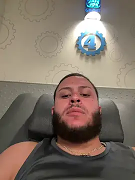 Snapshot of Tu_PaPi_Favorito chatting on July 2026 04:00:01 PM Tu PaPi Favorito online show from July 2026 04:00:01 PM