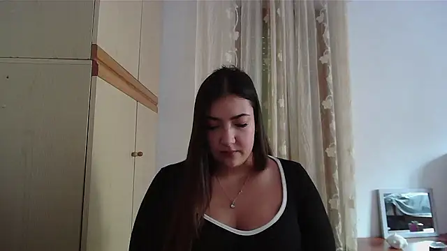 LunaVelix online show from February 2026 09:13:02 AM