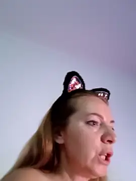 Snapshot of sexyrubyta chatting on May 2026 06:47:01 PM sexyrubyta online show from May 2026 06:47:01 PM