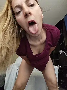 Snapshot of sexyrubyta chatting on May 2026 09:06:02 AM sexyrubyta online show from May 2026 09:06:02 AM