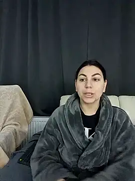 Snapshot of AbellaDesiree chatting on March 2026 04:09:01 AM AbellaDesiree online show from March 2026 04:09:01 AM