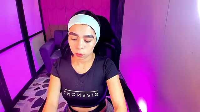 GemmaBrown online show from March 2026 12:45:01 PM