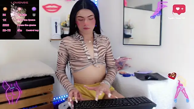 NathalialLooes online show from March 2026 09:37:01 PM