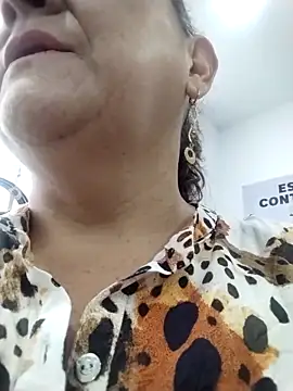 Snapshot of JULIETA_21- chatting on February 2026 12:01:02 PM JULIETA 21- online show from February 2026 12:01:02 PM