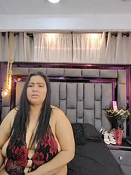 Snapshot of Karina_Mendoza chatting on July 2026 12:07:01 PM Karina Mendoza online show from July 2026 12:07:01 PM