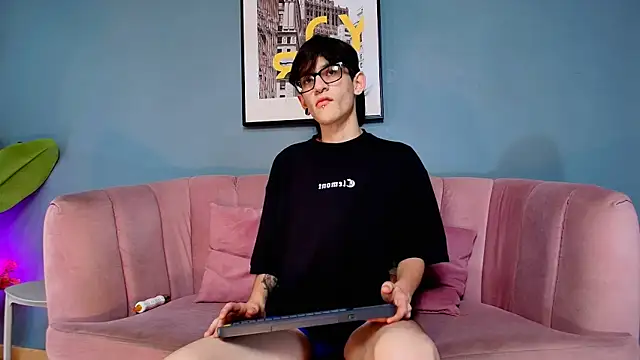 Snapshot of Jax_valentine chatting on March 2026 10:59:02 PM Jax valentine online show from March 2026 10:59:02 PM