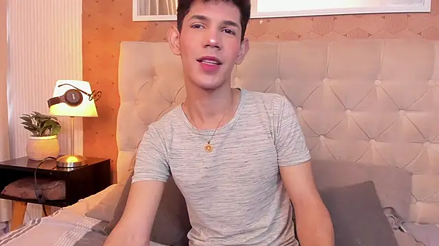 arlequiin  online show from February 2026 08:27:01 PM