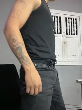 Thiago Olsen online show from February 2026 07:39:01 PM