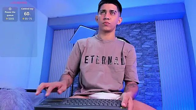 Thiago Olsen online show from February 2026 07:42:02 PM