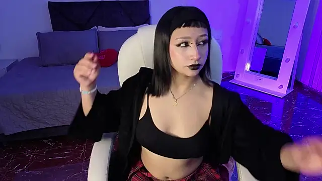 Snapshot of mia_bloom2 chatting on February 2026 03:38:02 AM mia bloom2 online show from February 2026 03:38:02 AM