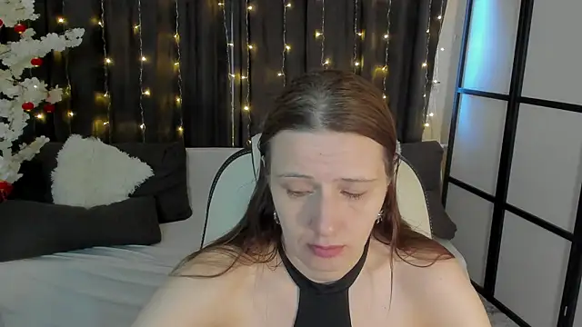 Kathrine Meyer online show from March 2026 02:01:02 AM