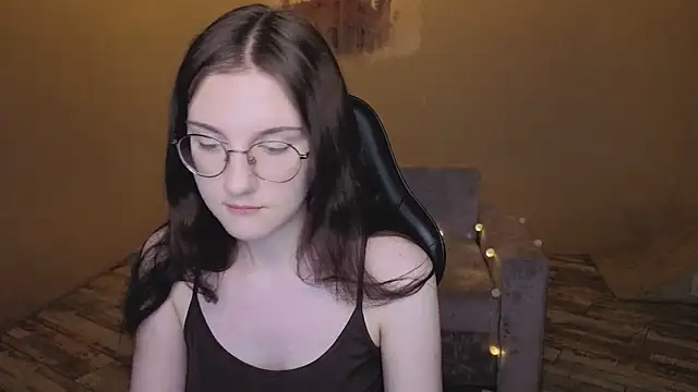 VixenLight online show from February 2026 09:38:01 AM