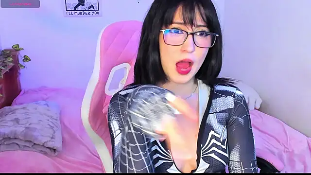 Snapshot of LoveMaki444 chatting on March 2026 05:36:01 AM LoveMaki444 online show from March 2026 05:36:01 AM