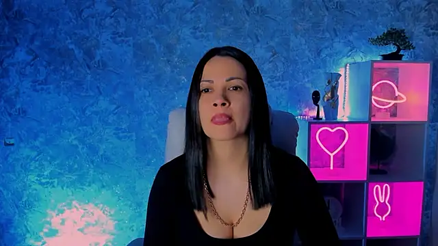 Snapshot of karolina_robinson chatting on March 2026 11:45:02 AM karolina robinson online show from March 2026 11:45:02 AM