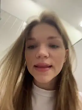 Snapshot of StreetSquirt chatting on March 2026 03:56:02 AM StreetSquirt online show from March 2026 03:56:02 AM