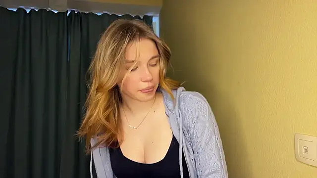 EarthaStinett online show from March 2026 11:49:01 AM