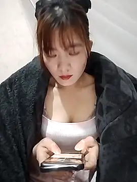 Snapshot of Queen-love45 chatting on February 2026 04:08:01 AM Queen-love45 online show from February 2026 04:08:01 AM