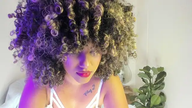 Snapshot of Brit_weston chatting on February 2026 07:52:02 PM Brit weston online show from February 2026 07:52:02 PM