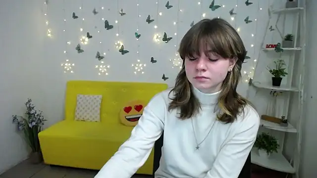 AnnaWest  online show from February 2026 06:23:01 AM