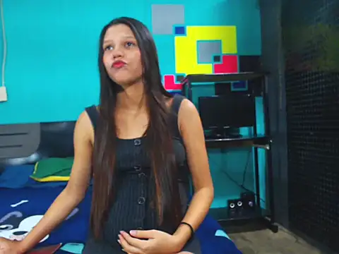 Snapshot of analyn-2027 chatting on January 2026 10:41:02 PM analyn-2027 online show from January 2026 10:41:02 PM