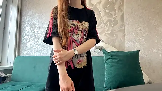 JuliaPoljak online show from March 2026 05:35:02 AM