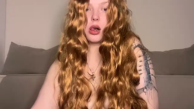 Ophelia Ritz online show from February 2026 07:00:02 PM