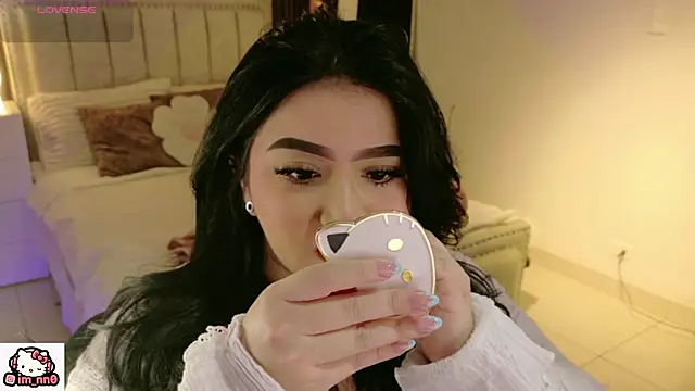 ninna sweet online show from April 2026 12:41:02 PM