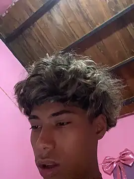 Snapshot of Adan21_cm chatting on February 2026 05:44:02 AM Adan21 cm online show from February 2026 05:44:02 AM